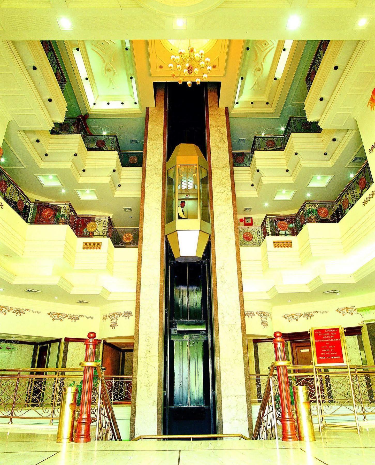 Hotel K C Cross Road Panchkula Exterior foto