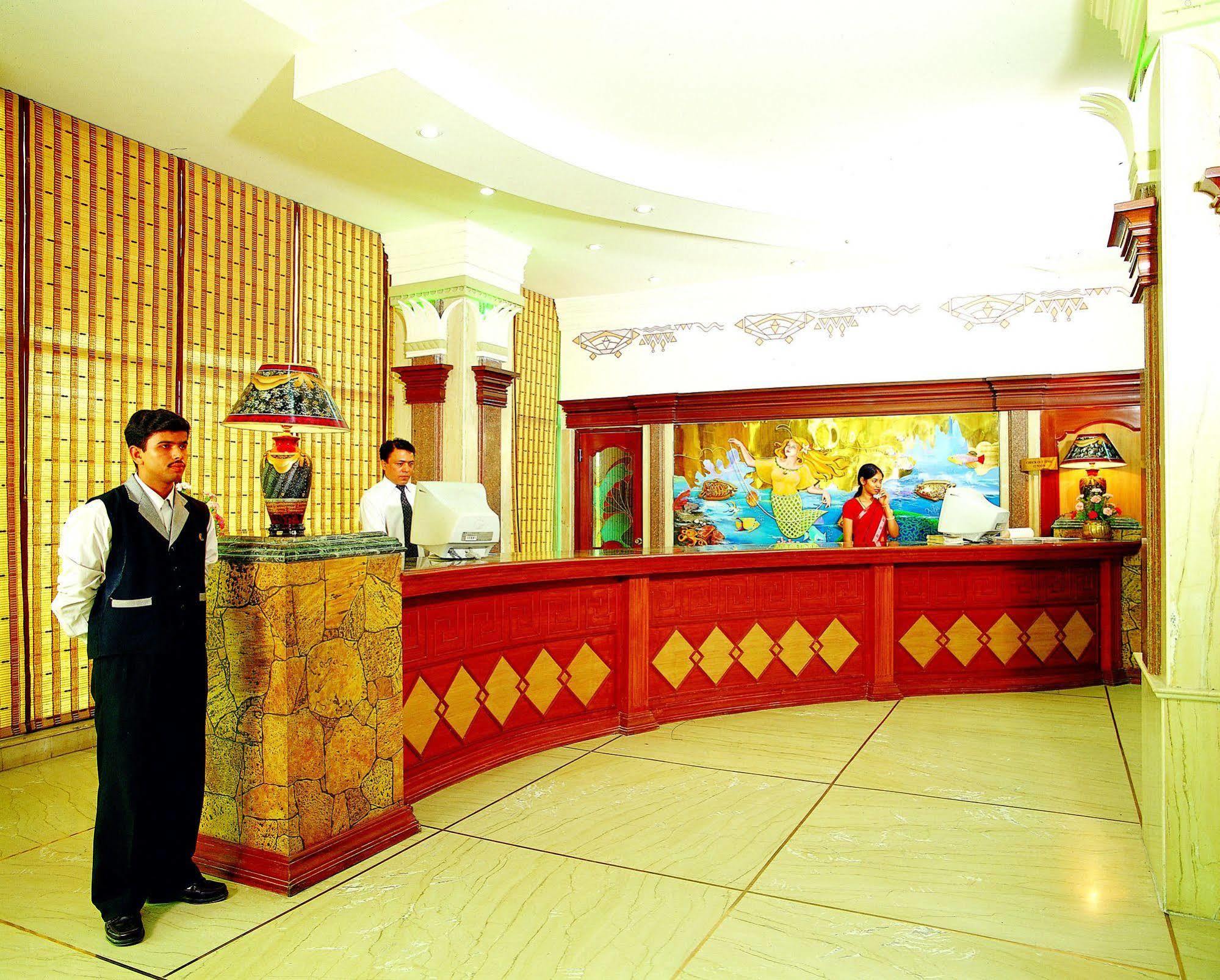 Hotel K C Cross Road Panchkula Exterior foto