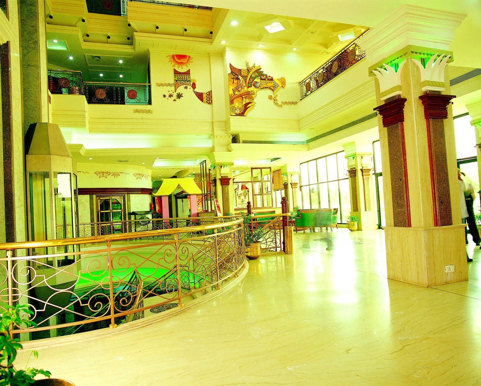 Hotel K C Cross Road Panchkula Exterior foto